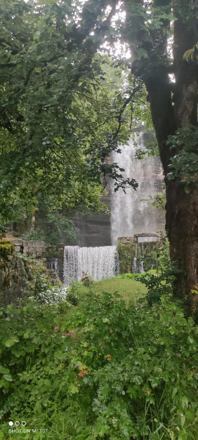 Le Jura En Toutes Saisons Piscine, Spa, Location Vtt, Balades 2Cv, Climatisation Bonlieu Exterior foto