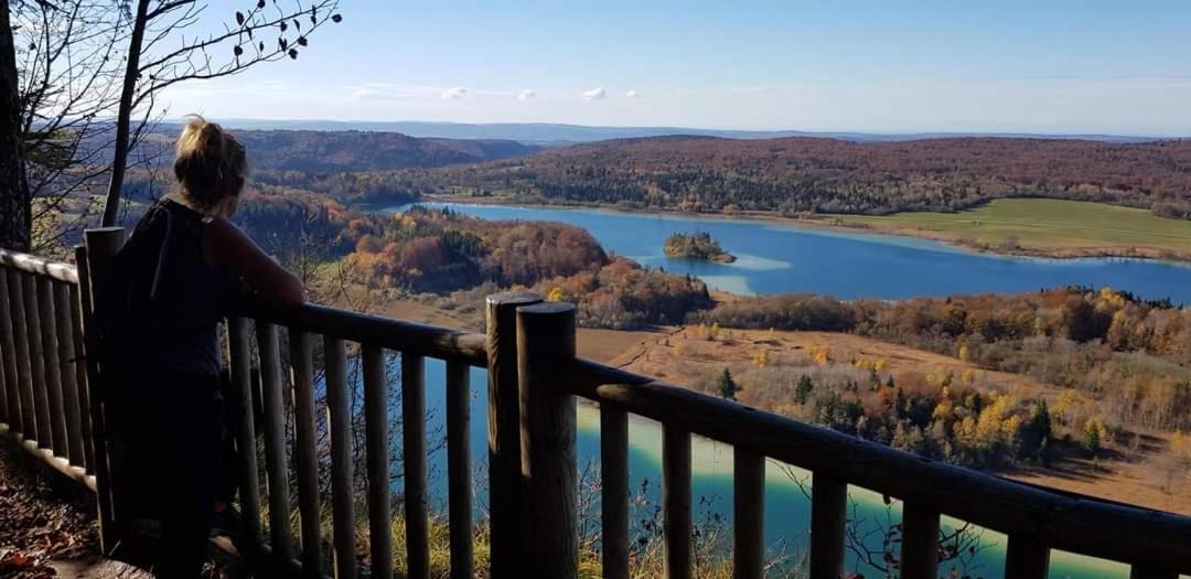 Le Jura En Toutes Saisons Piscine, Spa, Location Vtt, Balades 2Cv, Climatisation Bonlieu Exterior foto